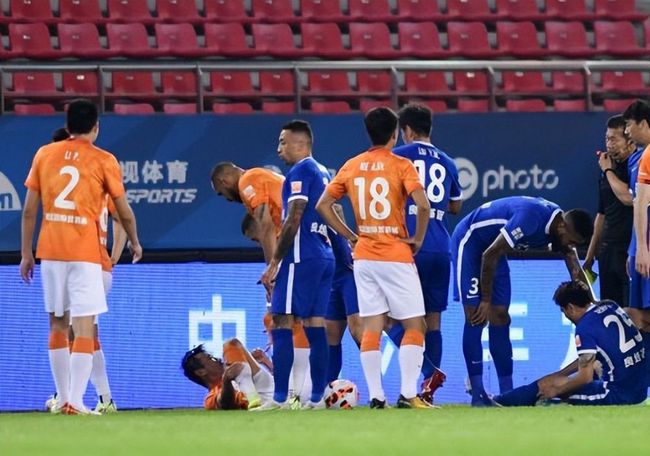 0-2输给柏林联是鲍姆加特下课的导火索。